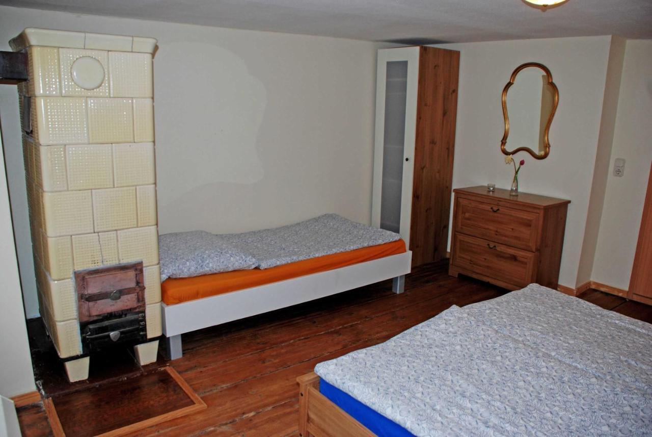 Ferienwohnungen Im Gutshaus Gnies エクステリア 写真