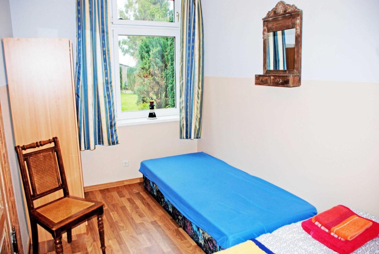 Ferienwohnungen Im Gutshaus Gnies エクステリア 写真