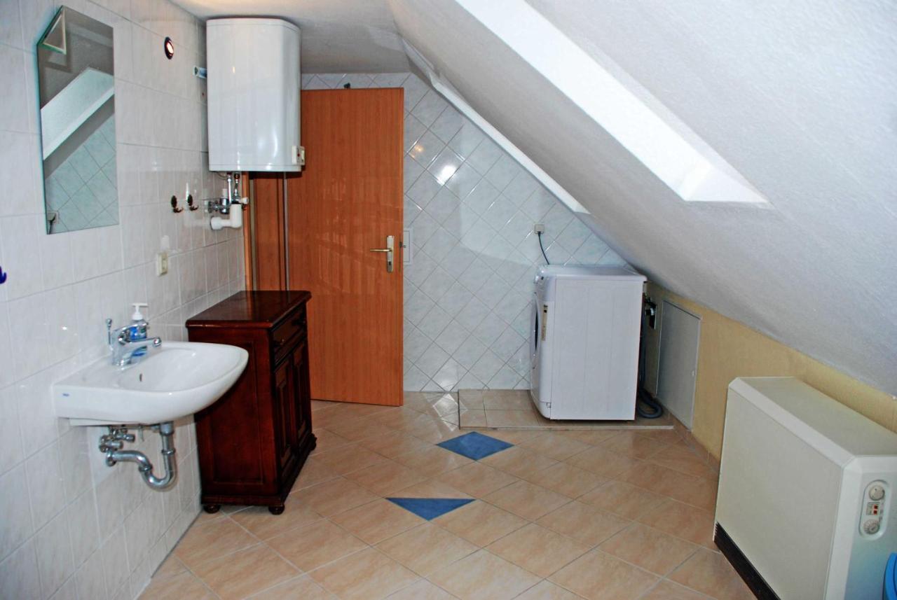 Ferienwohnungen Im Gutshaus Gnies エクステリア 写真