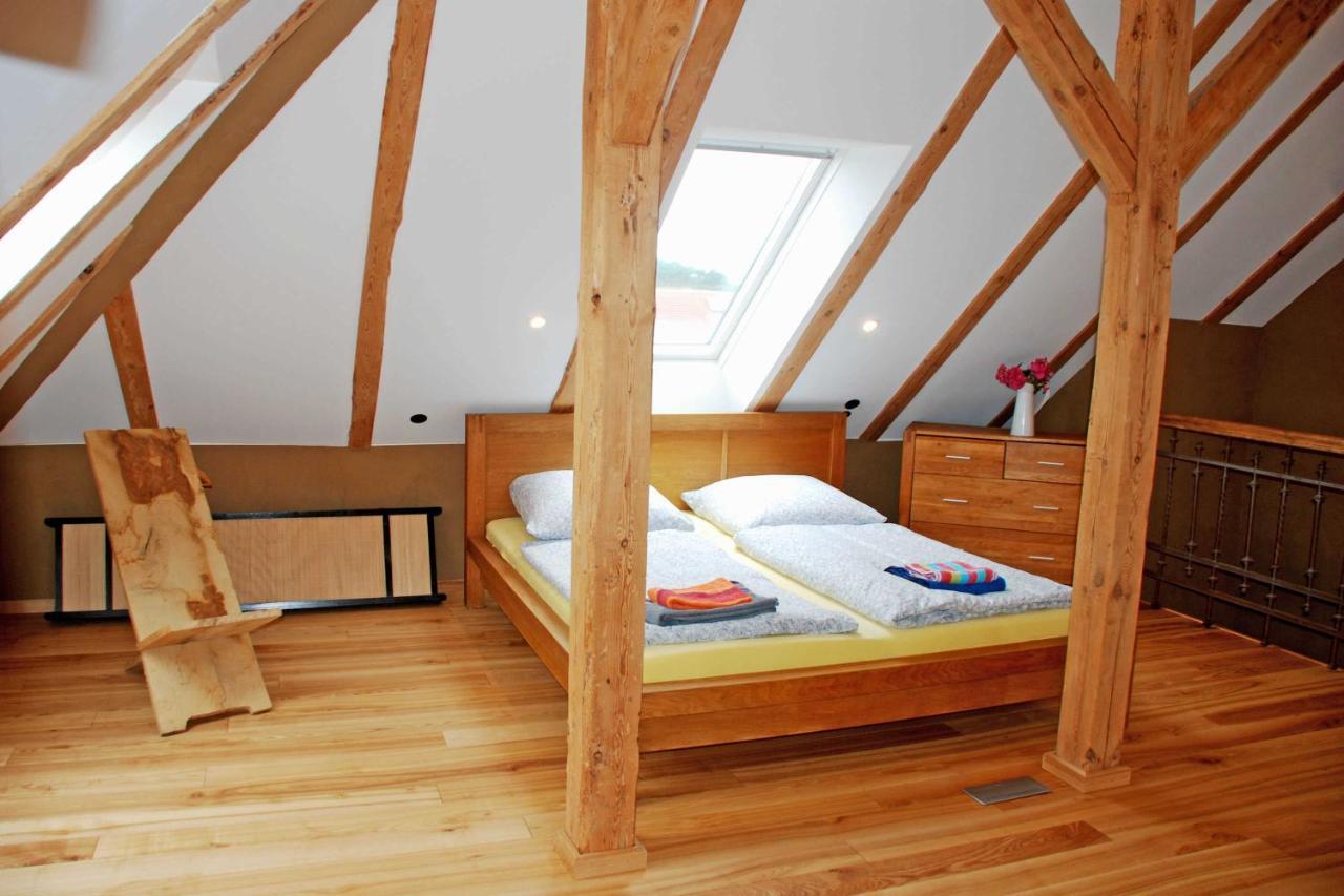 Ferienwohnungen Im Gutshaus Gnies エクステリア 写真